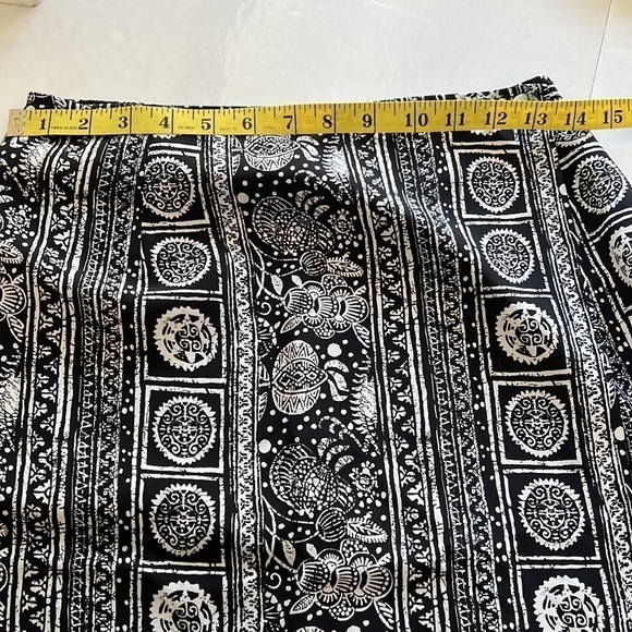 SUZY Shier Two Piece Sleeveless Blouse Long Wrap Skirt Black White - Picture 11 of 14